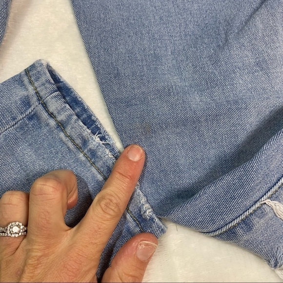 TNR jeans light wash distressed holey high rise skinny jeans - Picture 9 of 11